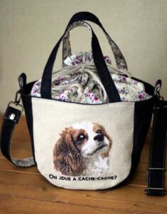 キャバリアのミニマルシェバッグ 犬 バッグ